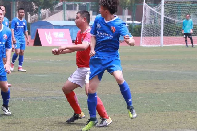 库里31分詹姆斯40+8+9 勇士力克湖人回西部第9