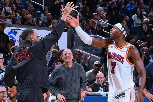 浓眉35分詹姆斯21+8 湖人22分大逆转战胜太阳