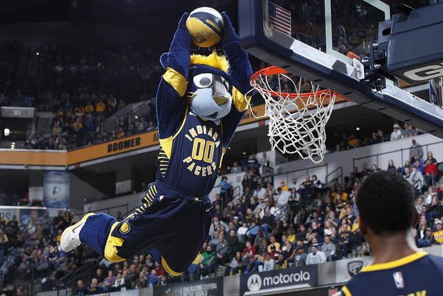 瓜帅谈滕哈赫：他会更强大回归 成绩差我也会下课